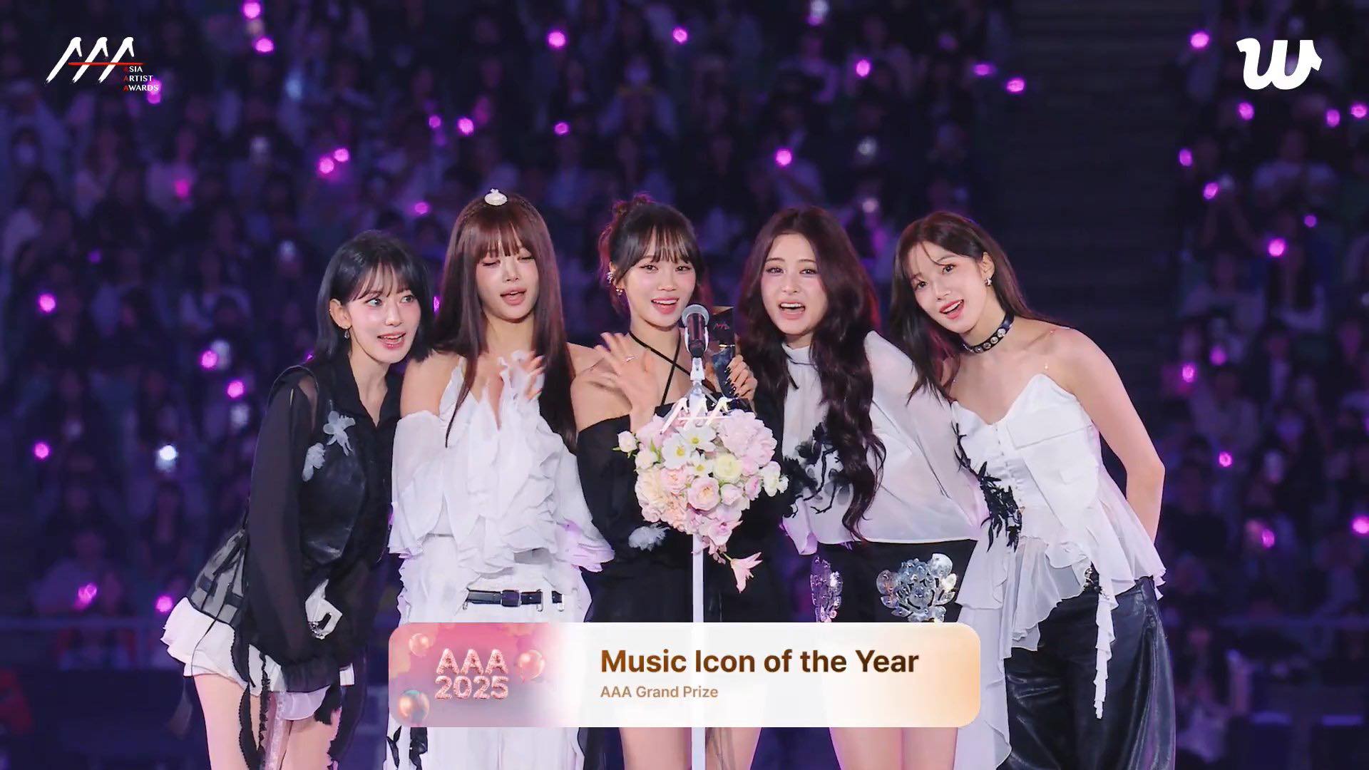               Nhan sắc và màn trình diễn của các nghệ sĩ đã vớt vát được phần nào         