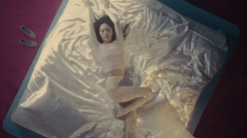 Xứng đáng 10 năm chờ đợi nữ thần nhan sắc này: Bà tổ visual đến cái bóng cũng đẹp, 1 chữ sang không diễn tả đủ