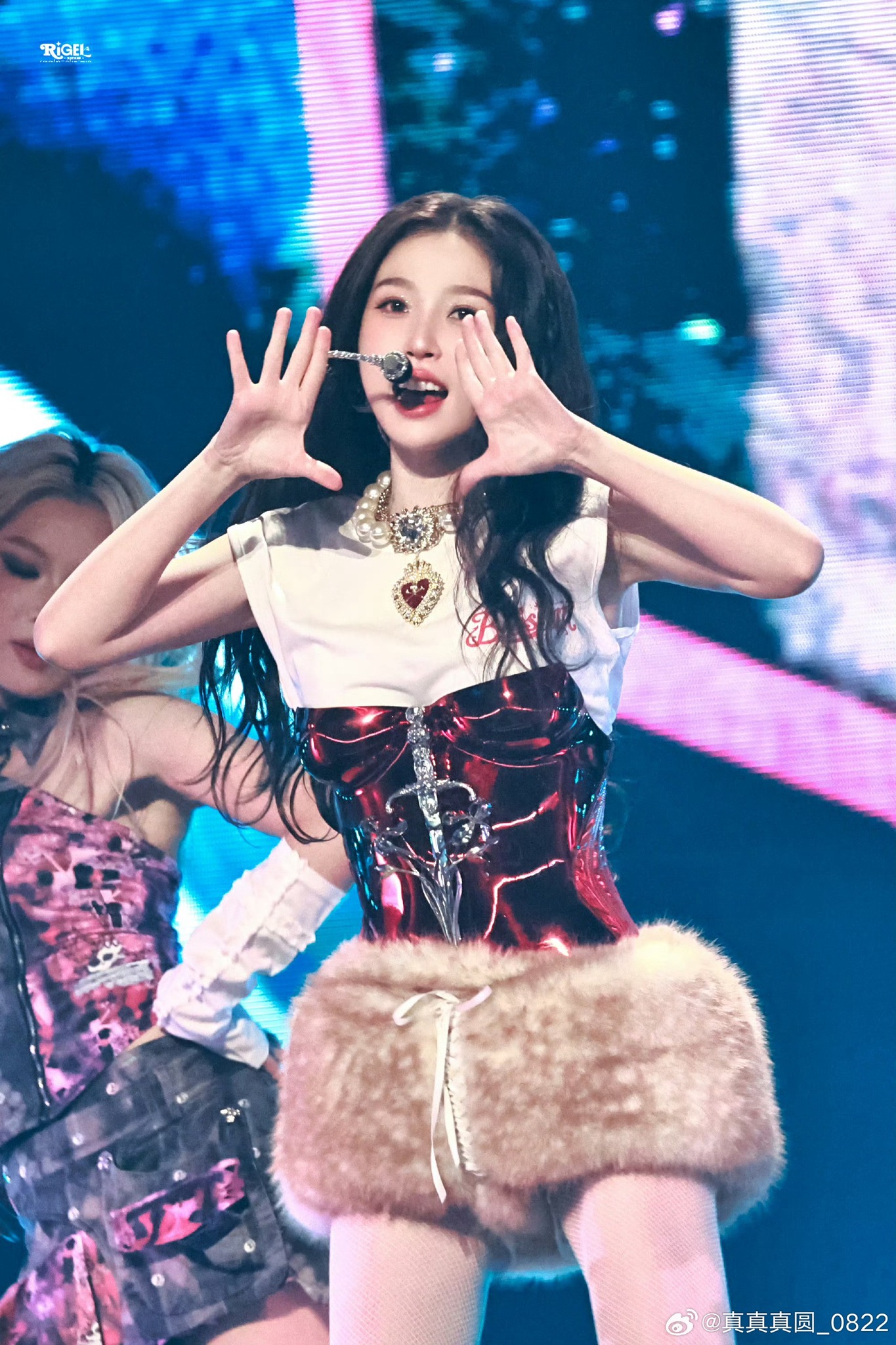 Mỹ nhân bị ghét nhất 2025 “oét giọng” bị MXH chê cười, 10.000 fan ồn cỡ nào cũng không cứu nổi