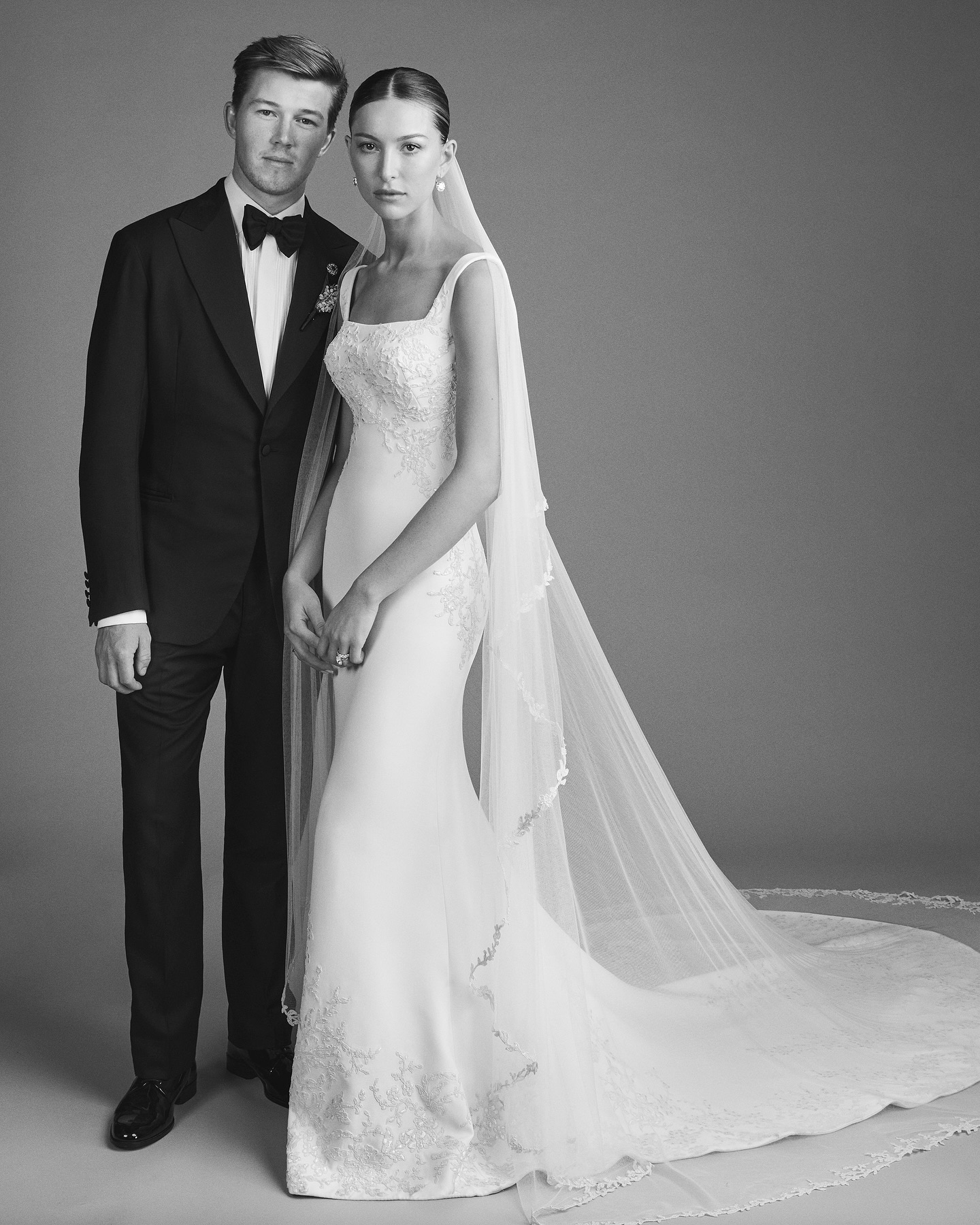 Danh ca tính cát xê 35 tỷ