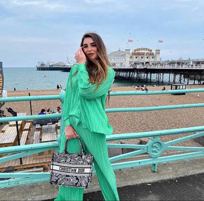 Vợ triệu phú Dubai tiết lộ loạt quy tắc hôn nhân không tưởng: Sống vương giả tựa nữ hoàng nhưng phải đánh đổi nhiều điều