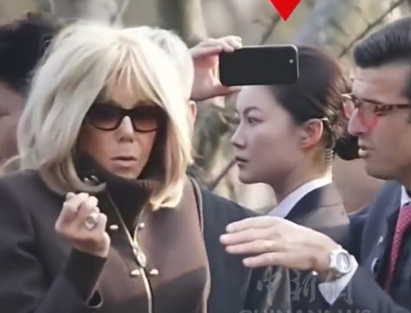 Nghiêm Nguyệt Hà là vệ sĩ cho Đệ nhất phu nhân Pháp