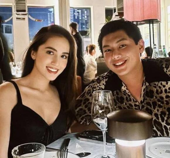 Nhiều người dự đoán ngày về chung nhà của cặp đôi cũng không còn xa