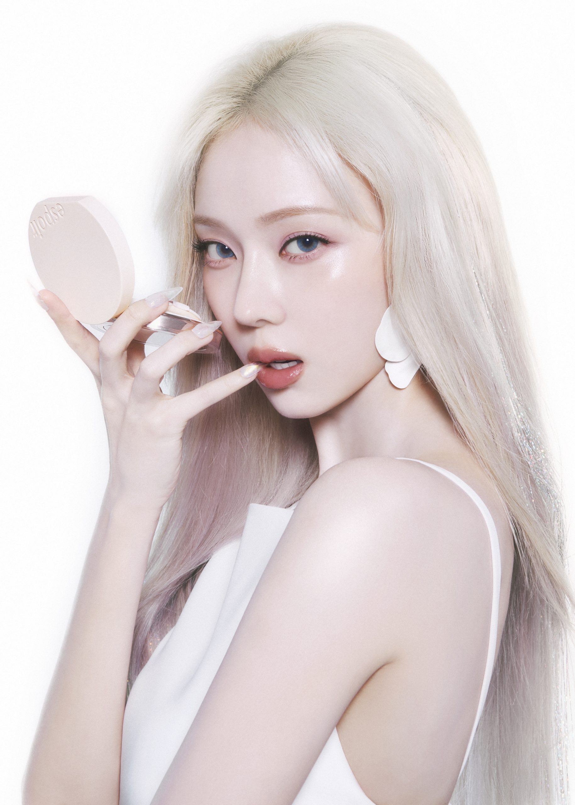 Winter là 1 trong những nữ idol cực hot hiện nay