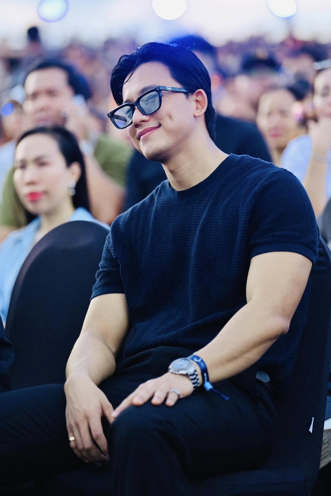 Mai Tài Phến nhiều lần công khai ủng hộ show Mỹ Tâm