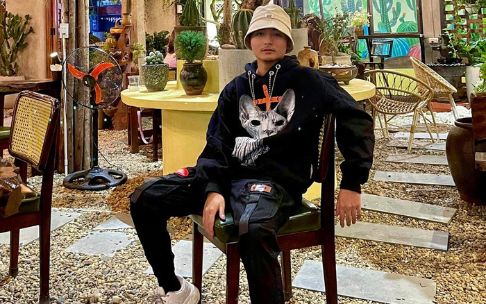 HuyR có sự nghiệp không hề dễ dàng