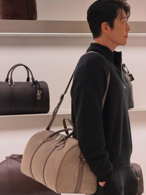 Nhiều người nhận xét rằng Kim Woo Bin ở thời điểm hiện tại toát lên sự chín chắn, viên mãn – điều dễ thấy ở một người đàn ông đang bước vào chương mới của cuộc đời (ảnh: Instagran)