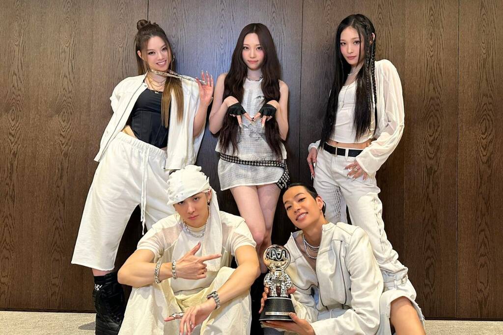 ALLDAY PROJECT (ADP), trực thuộc công ty The Black Label, debut vào tháng 6/2025