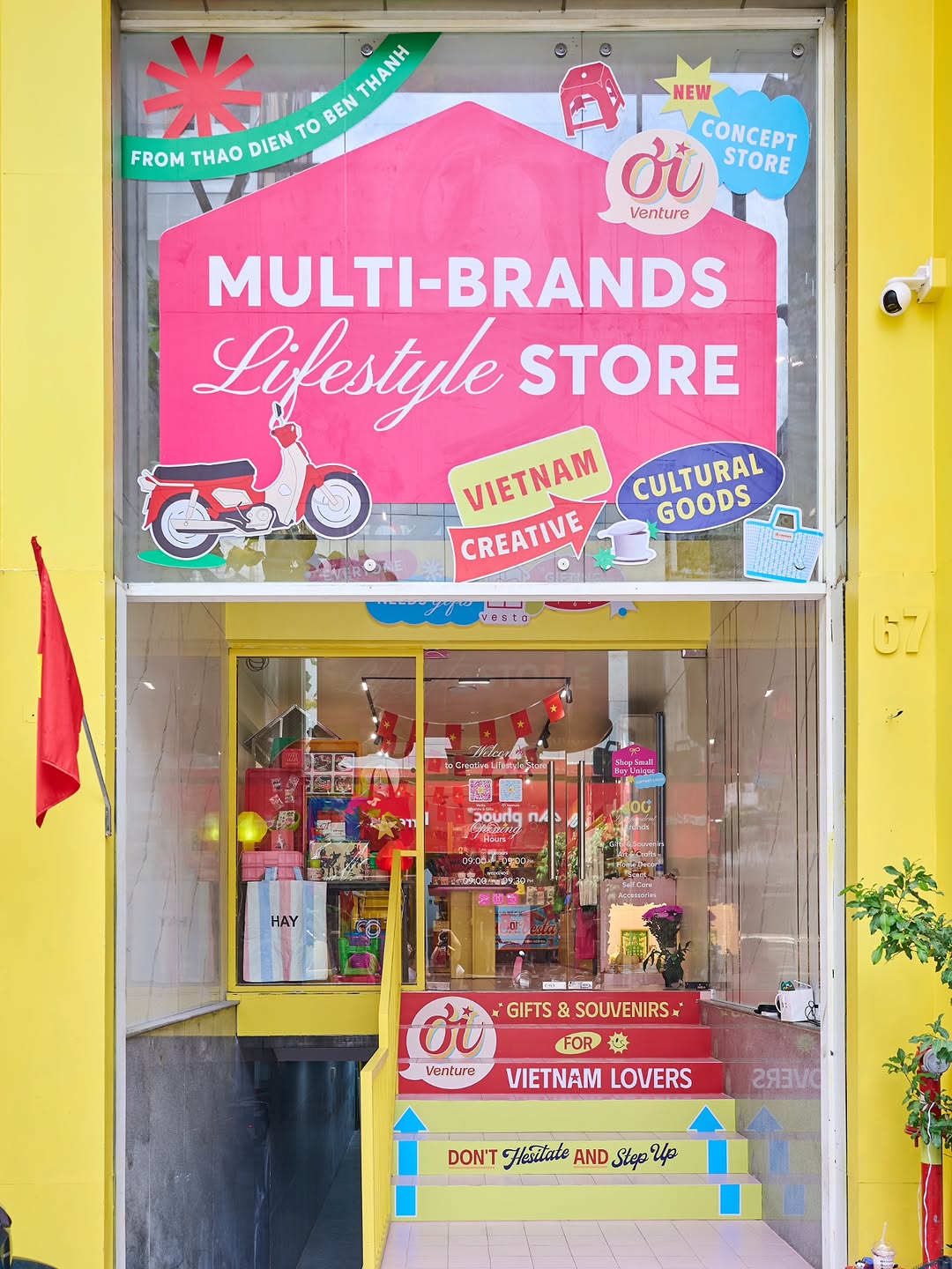 Khi người trẻ kể lại văn hoá Việt trong những cửa hàng lưu niệm kiểu mới, 1 cái tên gây chú ý tại WeYoung 2025