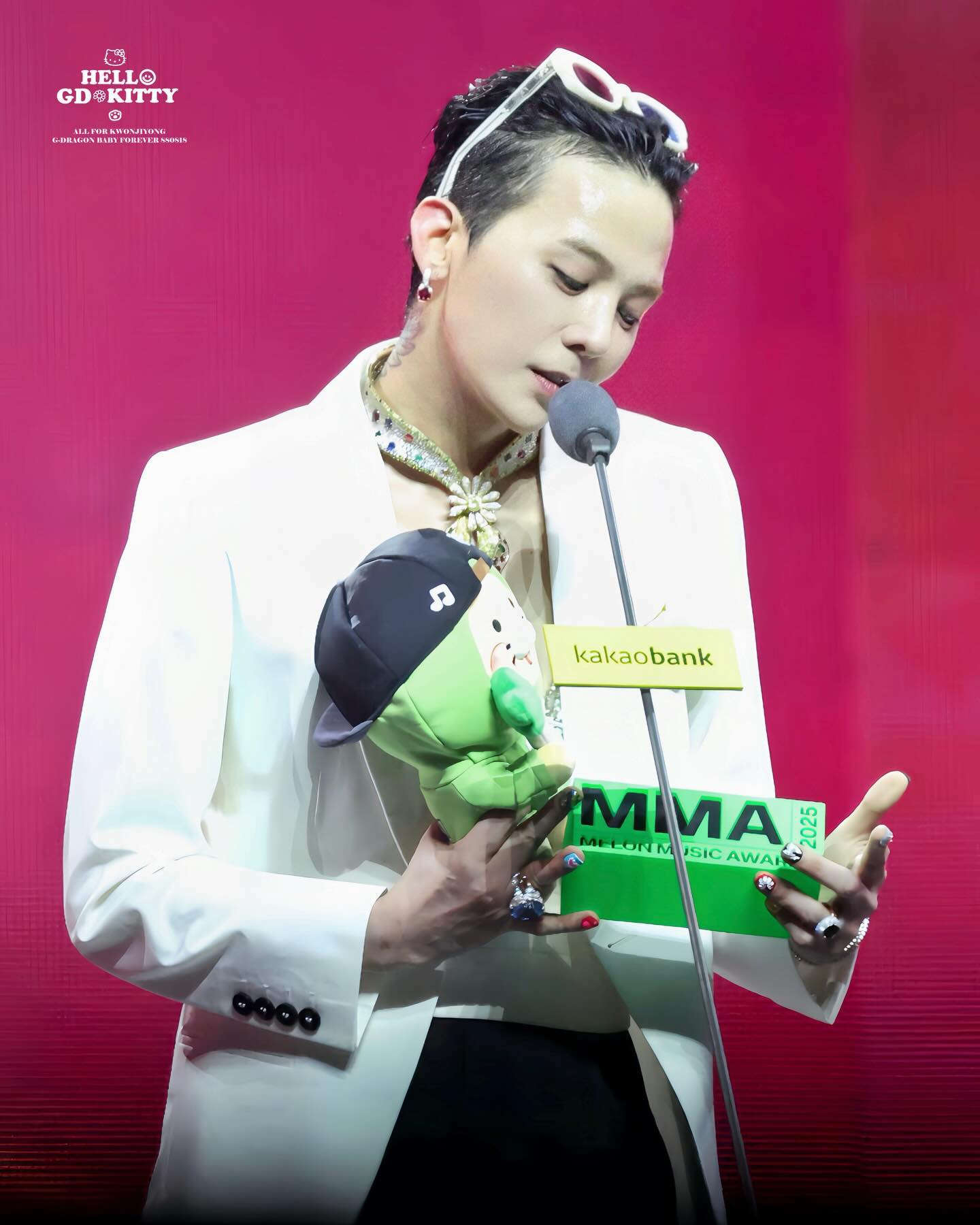 G-DRAGON quét sạch giải thưởng tại MMA 2025