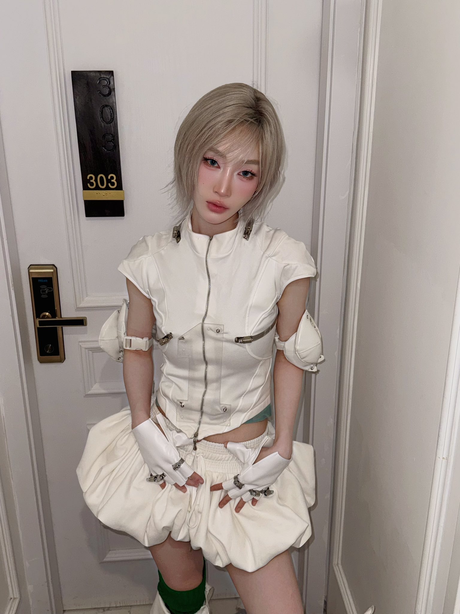 Nữ thần Vbiz đẹp đến mức AI không thể bắt chước, nhan sắc lên hương 180 độ như “thay đầu”