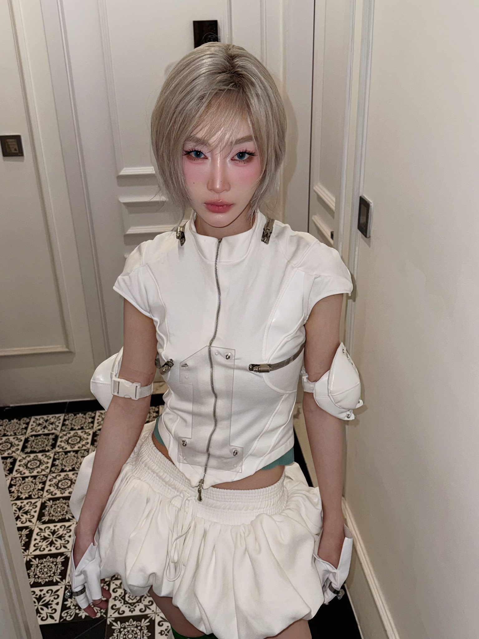 Nữ thần Vbiz đẹp đến mức AI không thể bắt chước, nhan sắc lên hương 180 độ như “thay đầu”