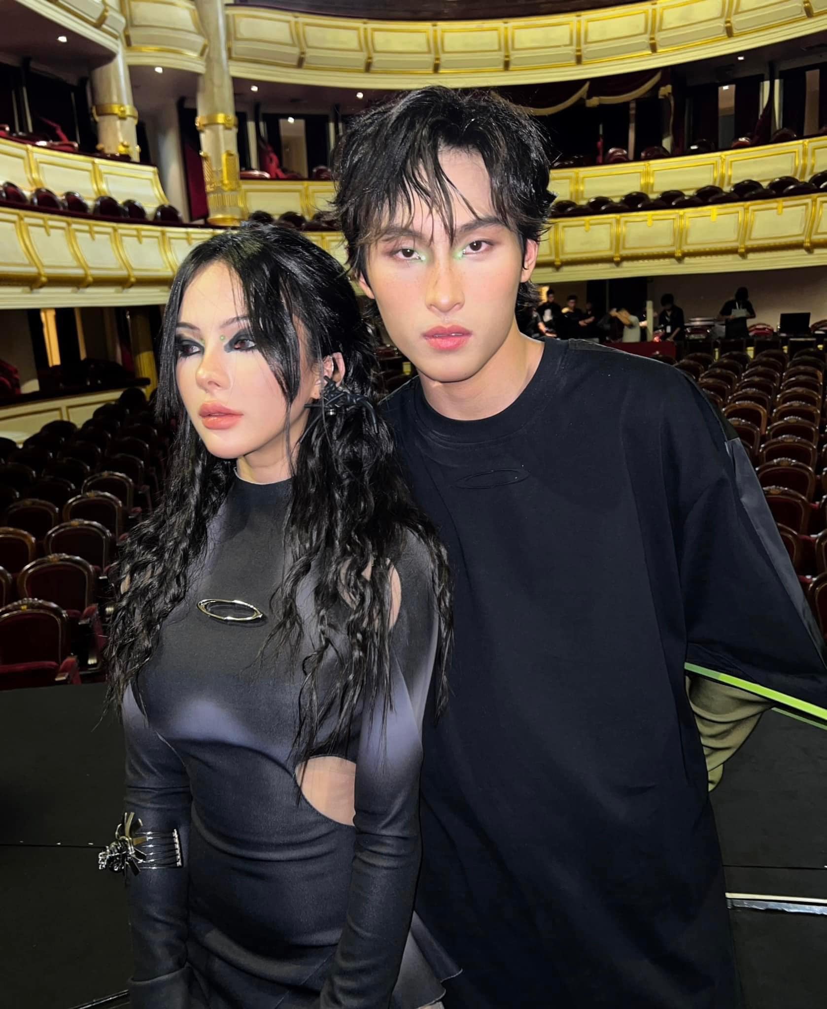 Đỉnh lưu gen Z bị tố ngoại tình âm thầm thay ảnh đại diện, netizen chỉ ra 1 chi tiết báo hiệu comeback 