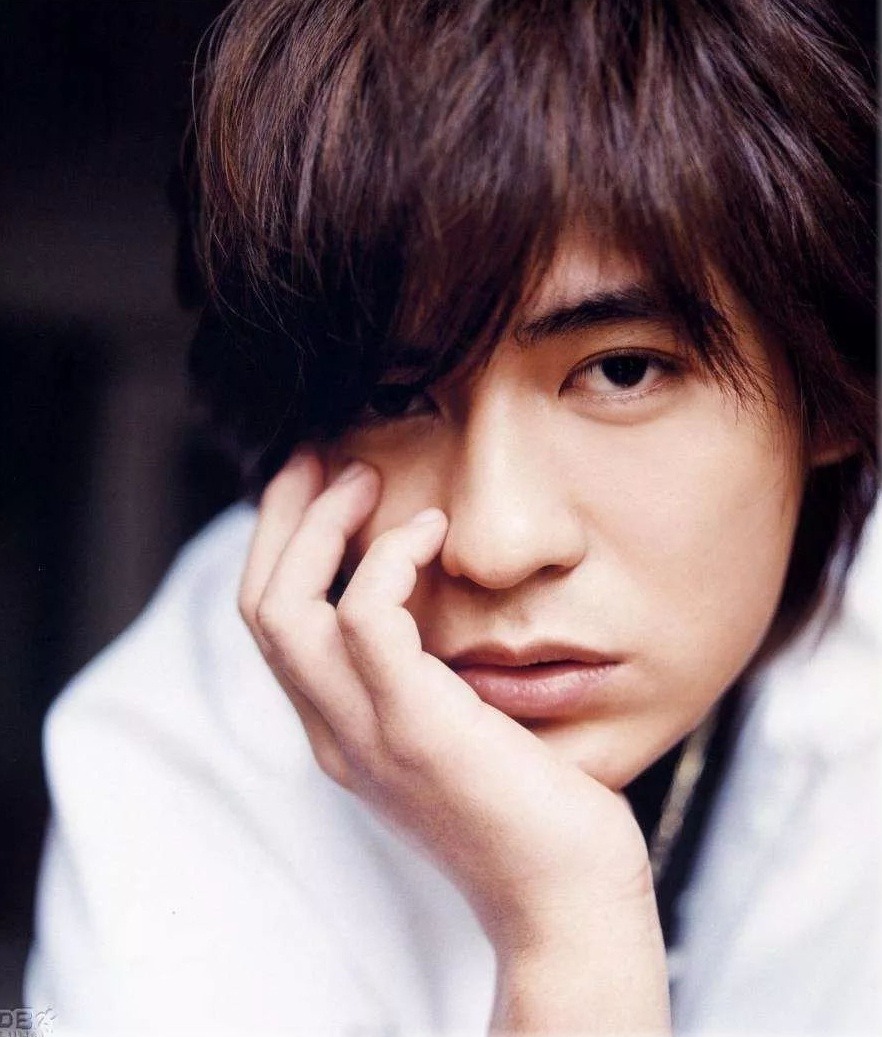 Sốc nặng với nhan sắc biến dạng, xuống cấp trầm trọng của 