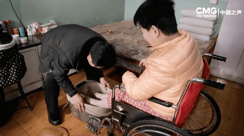 Người đàn ông đến nay đã coi bà Lương như mẹ