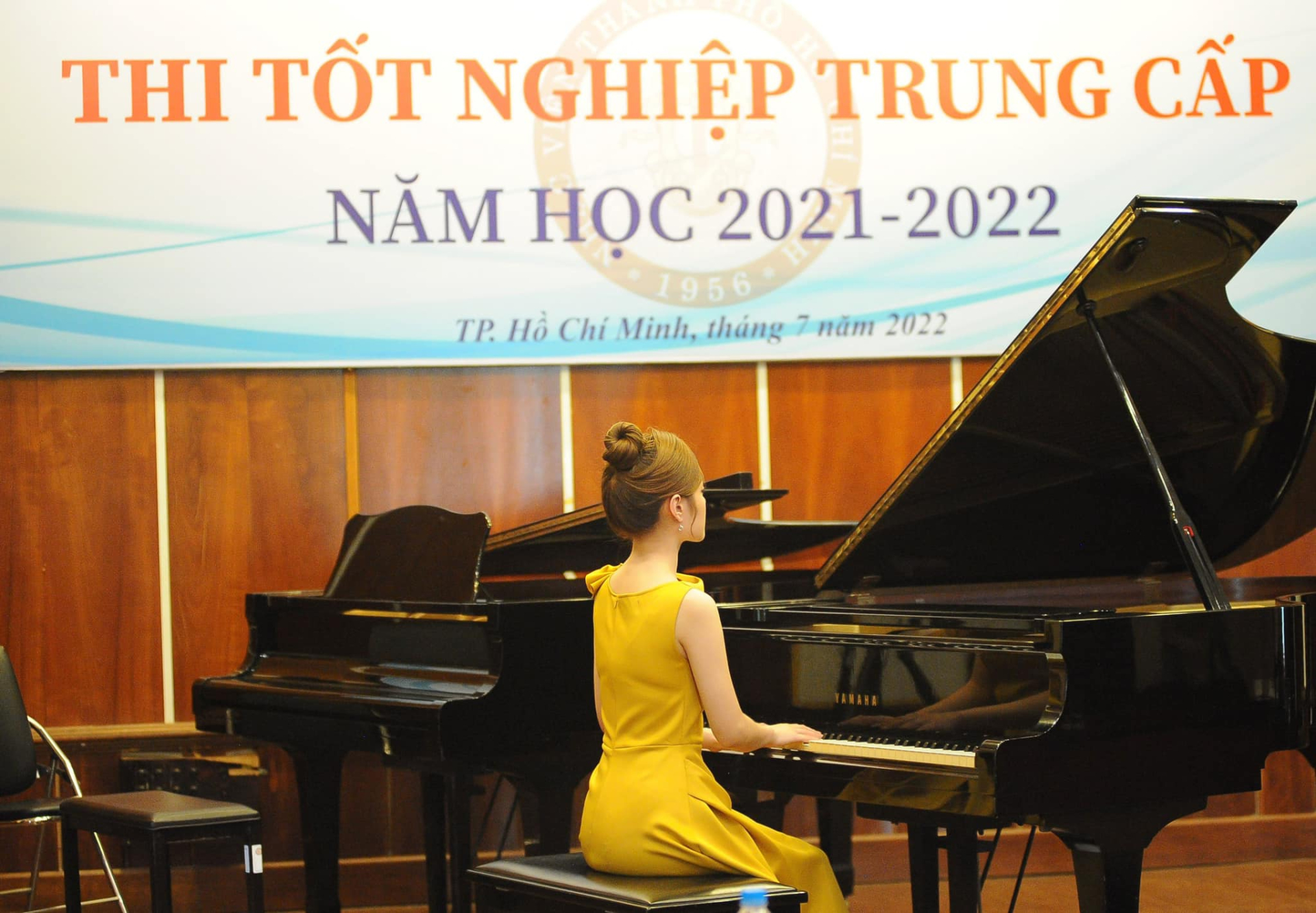 Đan Ngọc tốt nghiệp Nhạc viện năm 2022 (Ảnh: FBNV)