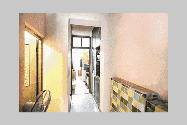 Căn nhà trước khi cải tạo.