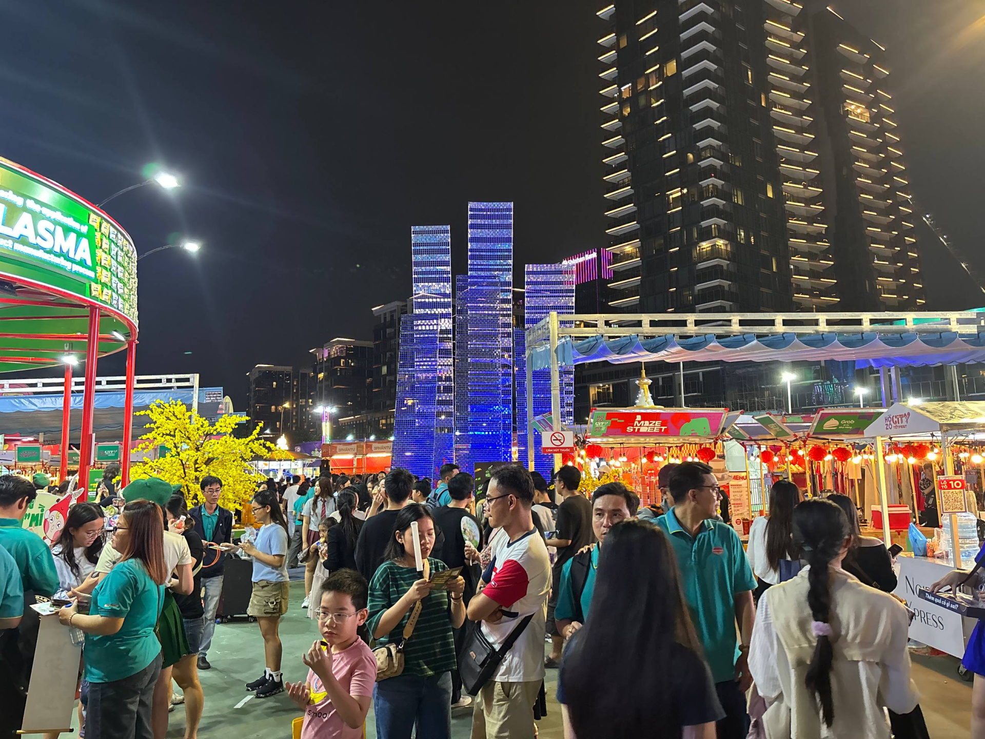 Công viên bờ sông Sài Gòn đã vui nay còn “bùng nổ” hơn với Tết Festival cực hoành tráng mà bất cứ ai cũng không thể bỏ lỡ