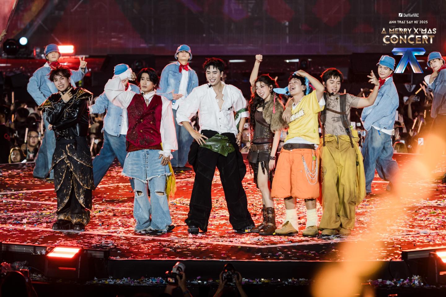 Team Sớm Muộn Thì mang đến màn trình diễn bùng nổ