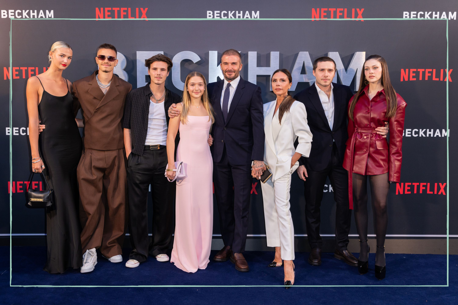 Gia đình của David Beckham và Victoria Beckham. (Ảnh:Still Moving/Netflix/Future)