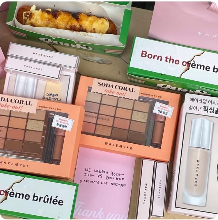 Ê chề chưa từng thấy trong lịch sử showbiz của nhóm nhạc nữ quốc dân, fan vứt thẳng quà tặng vào thùng rác 