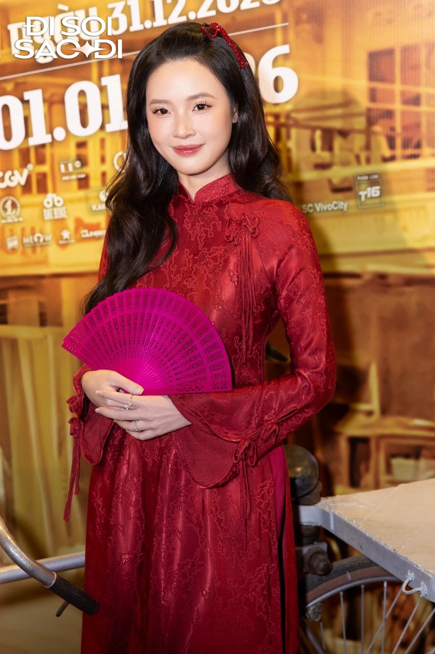 Midu biến thành “yêu quái” đấy à?