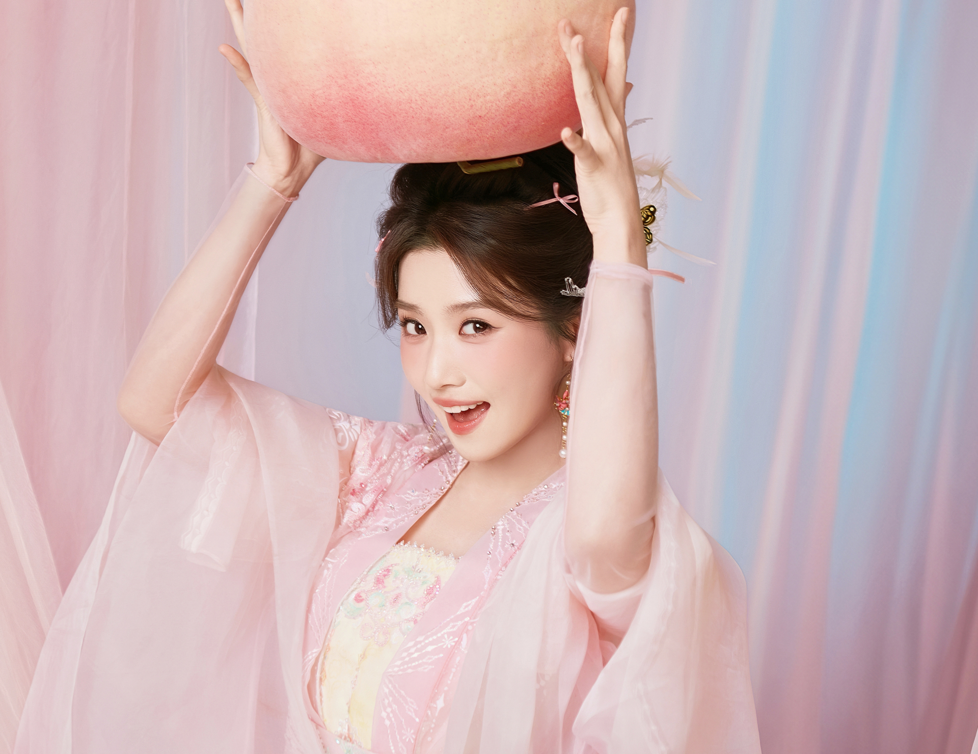 Mỹ nhân đẹp nhất Đêm hội giao thừa 2026: Nhan sắc gây nghiện cực mạnh, tiên nữ chứ không phải người