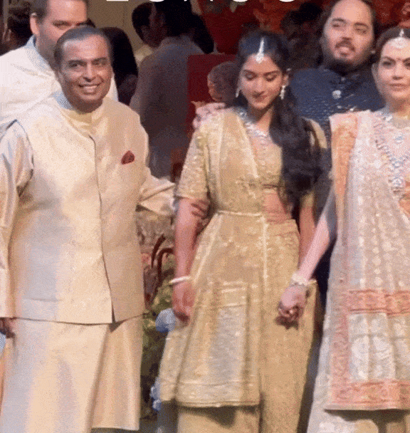 Thấy rõ con dâu út là thành viên được cưng chiều trong gia đình tỷ phú. Nguồn: X.