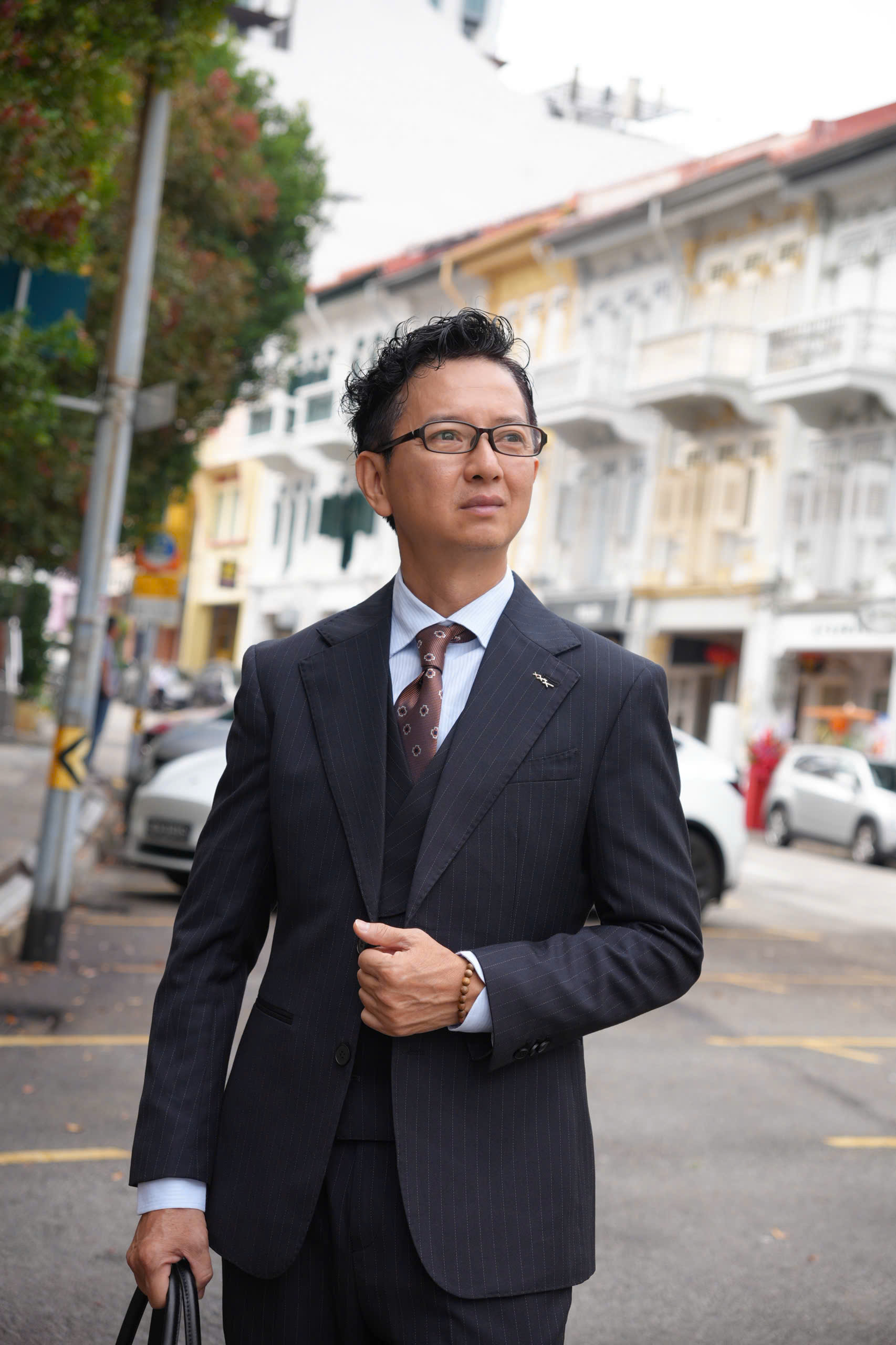 Chân dung Chú Khôi Nhân Sự.