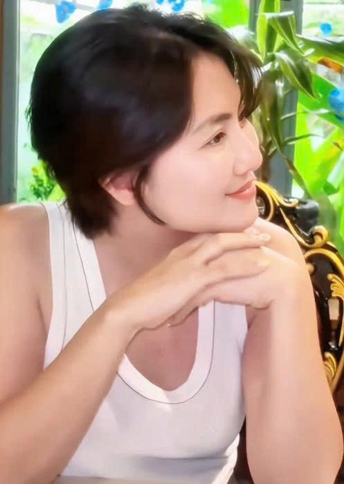 Nhan sắc khó tin của kiều nữ Vbiz 35 tuổi viết di chúc, 39 tuổi giải nghệ