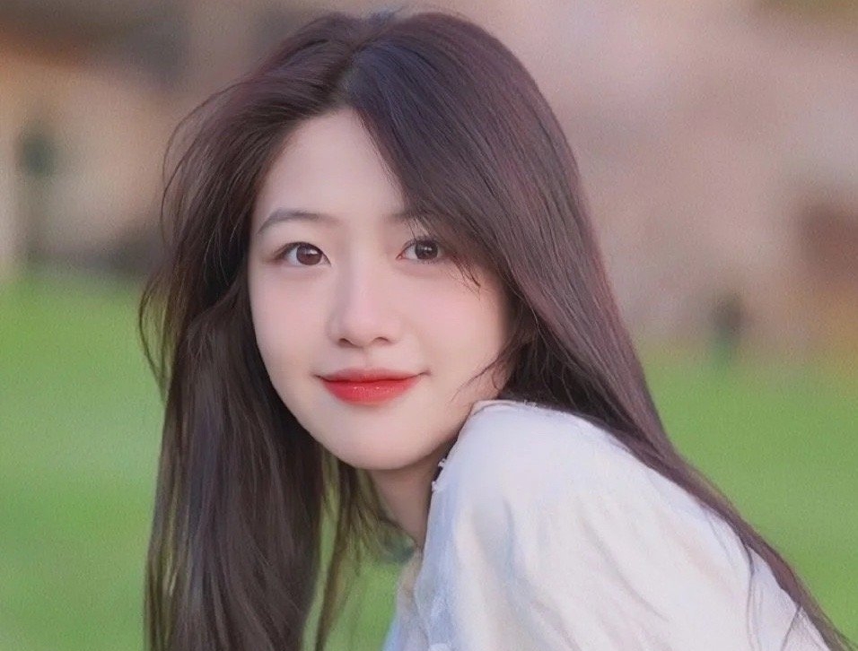 Hình tượng ngọc nữ màn ảnh của Hướng Hàm Chi sụp đổ.