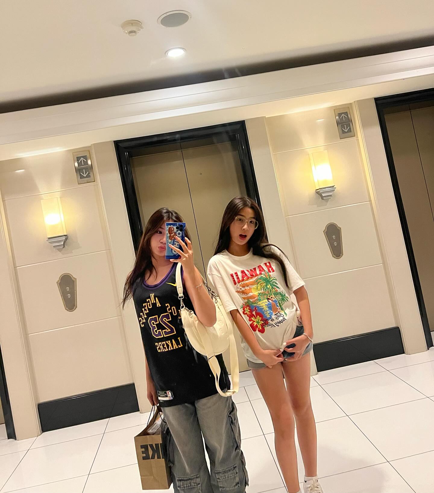 Với nền tảng gia đình, Mimi Lưu (trái) và Mina Hồ (phải) đều được dự đoán là những gương mặt nổi bật trong thời gian tới