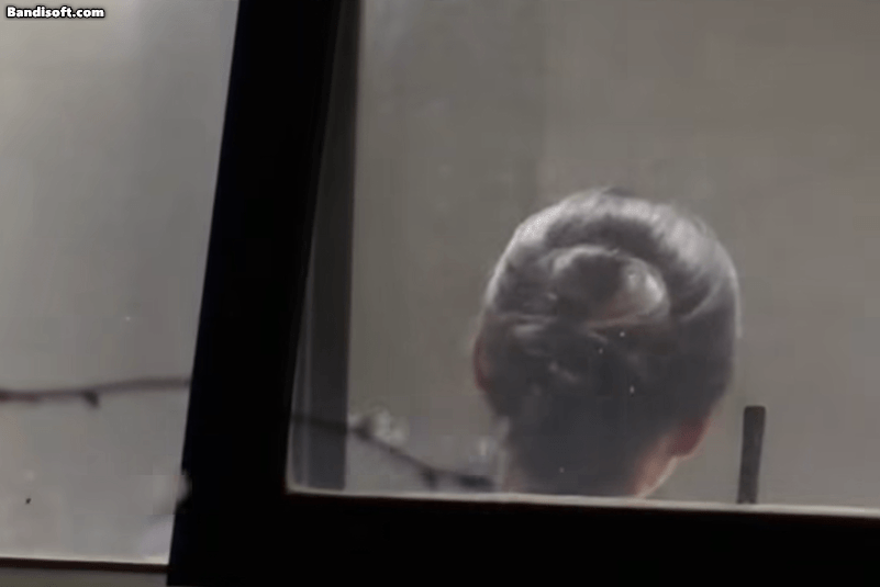 Bắt gặp ngọc nữ màn ảnh vừa hút thuốc vừa đánh bài: Hình tượng ngoan hiền sụp đổ, đừng nhìn mặt mà bắt hình dong