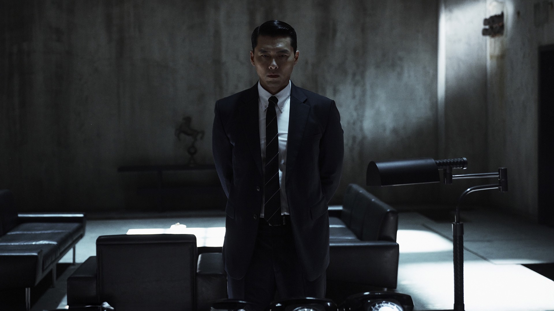 Jung Woo Sung mất mặt vì Hyun Bin