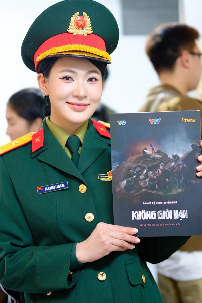 Việt Nam có 1 mỹ nhân đúng chuẩn “sách giáo khoa visual” nhưng cứ cất giọng là nhan sắc giảm hẳn một nửa