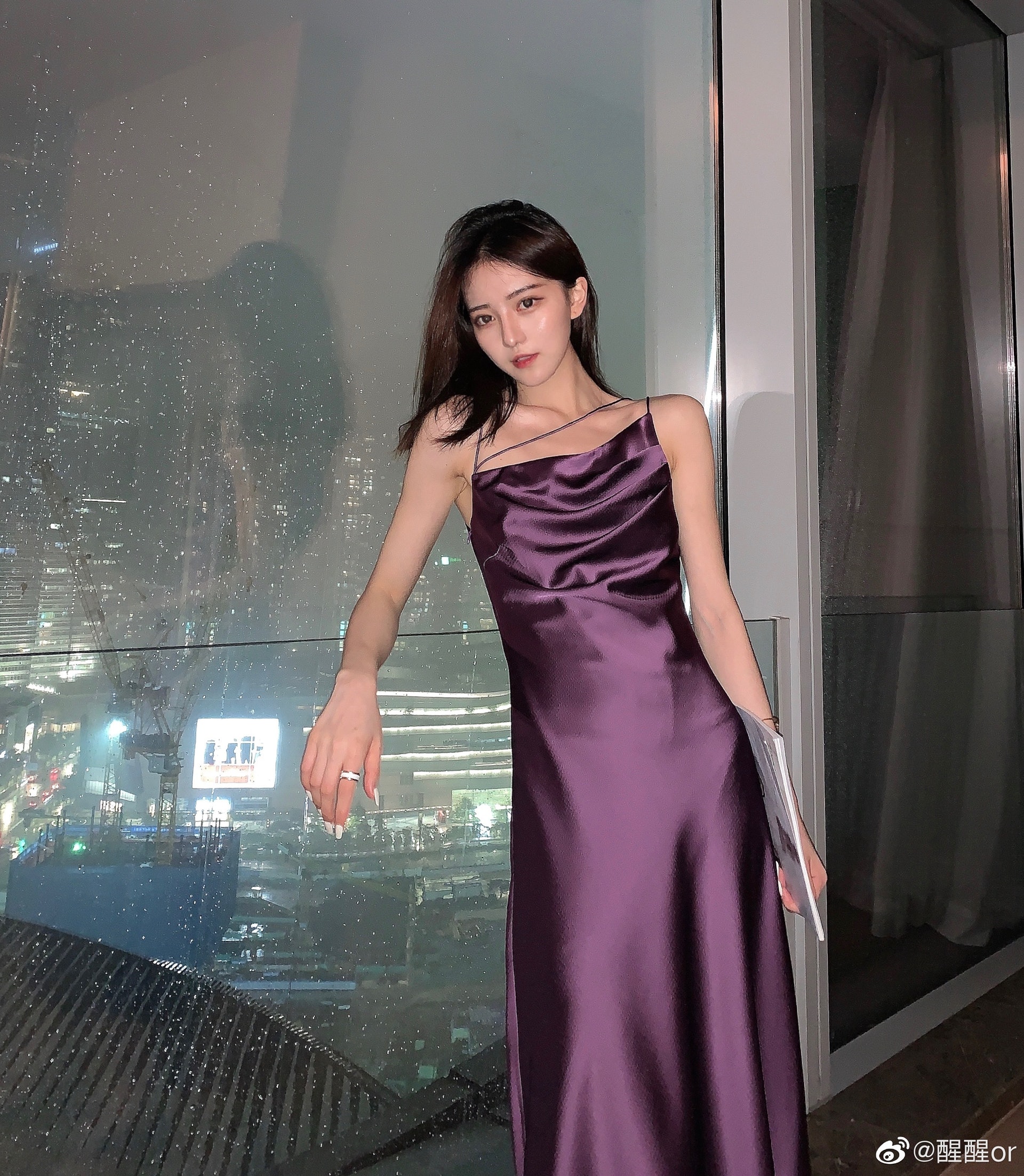  Hạng Tư Tỉnh nổi tiếng với cuộc sống hào nhoáng, sang chảnh trên MXH. 