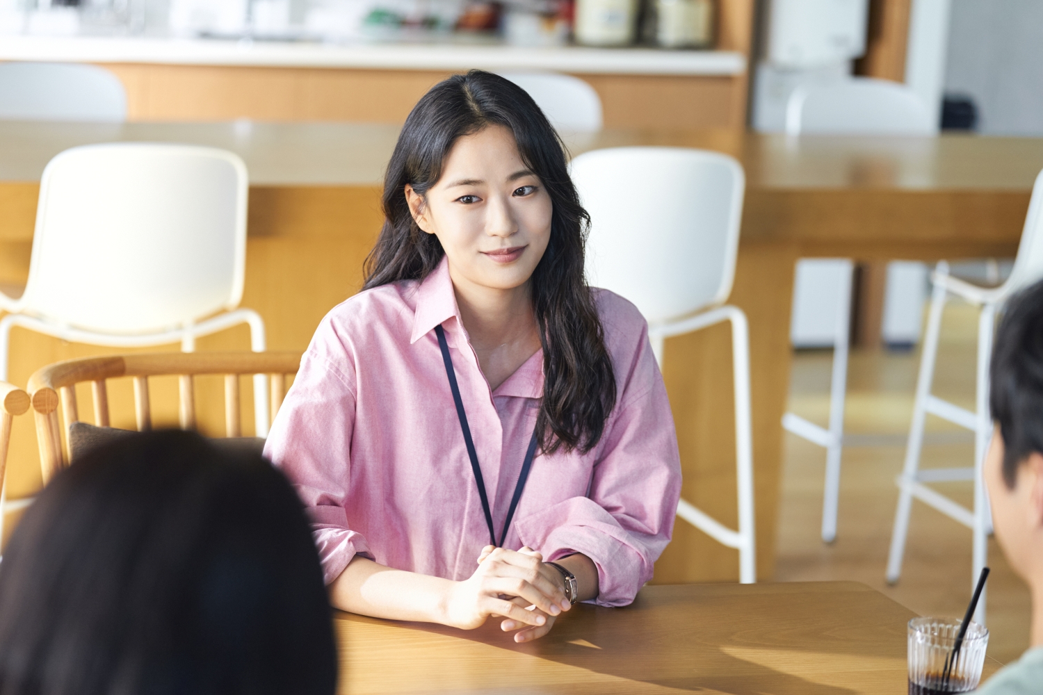 Mất cảm xúc với cái đẹp thì đây là phim Hàn cho bạn: Cặp chính công chúa hoàng tử, cảnh nào cũng đậm mùi tiền