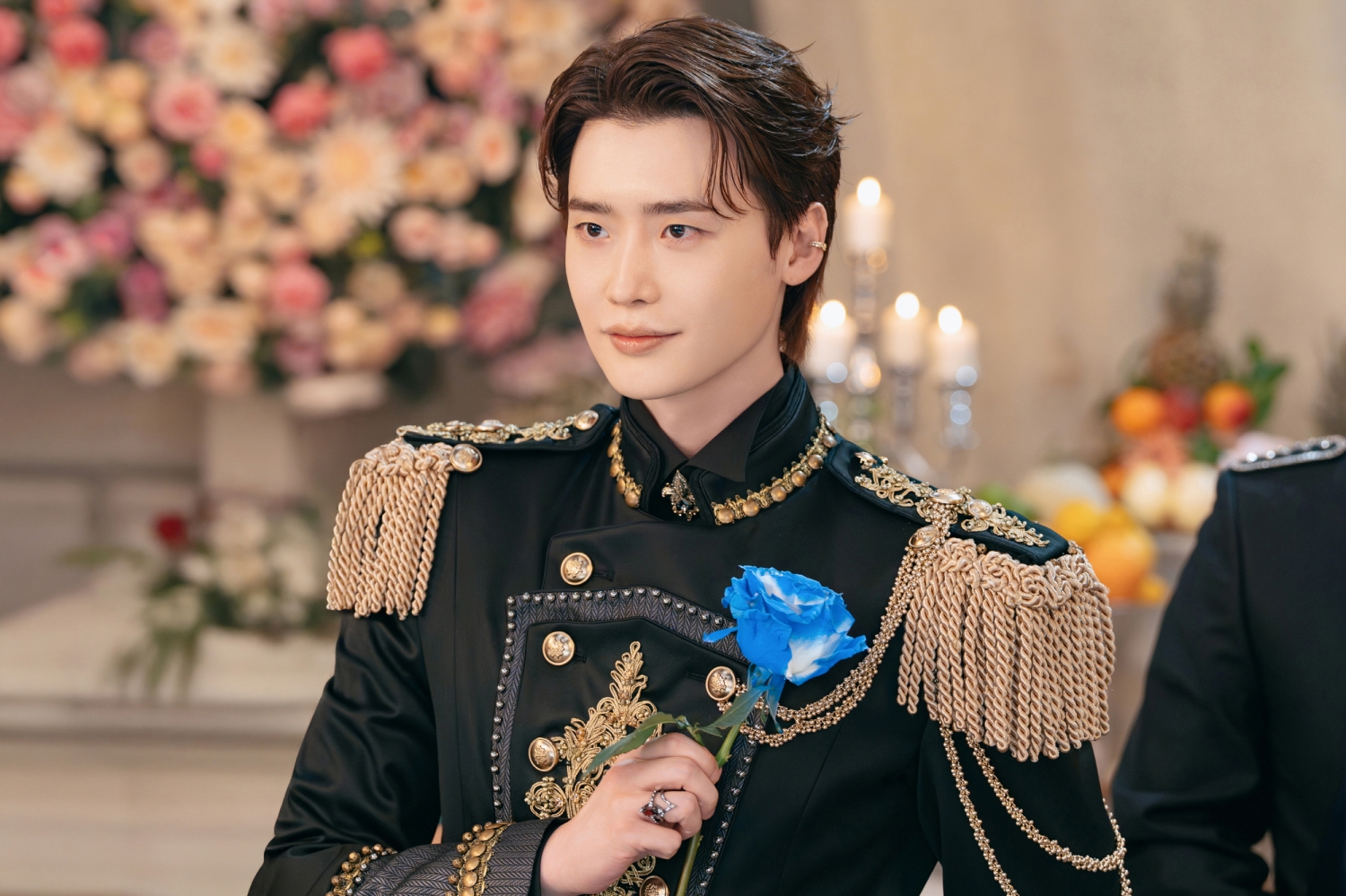 Xem phim Hàn này mới thấy hết vẻ sang trọng: Nữ chính rạng ngời, ấn tượng với khí chất cao quý vượt xa nguyên tác