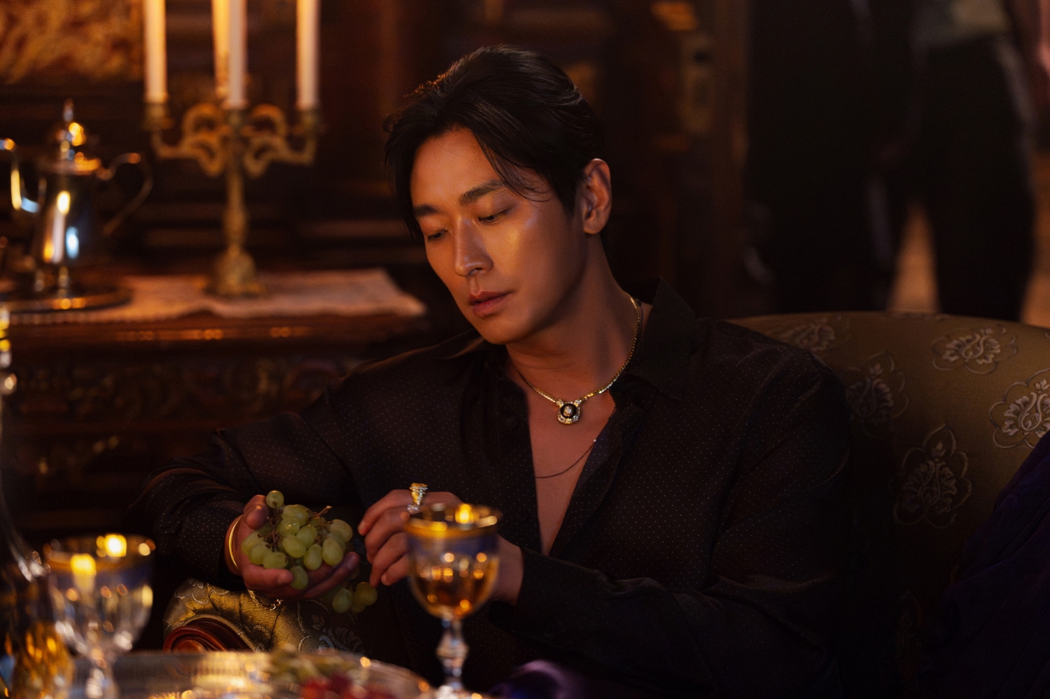 Xem phim Hàn này mới thấy hết vẻ sang trọng: Nữ chính rạng ngời, ấn tượng với khí chất cao quý vượt xa nguyên tác