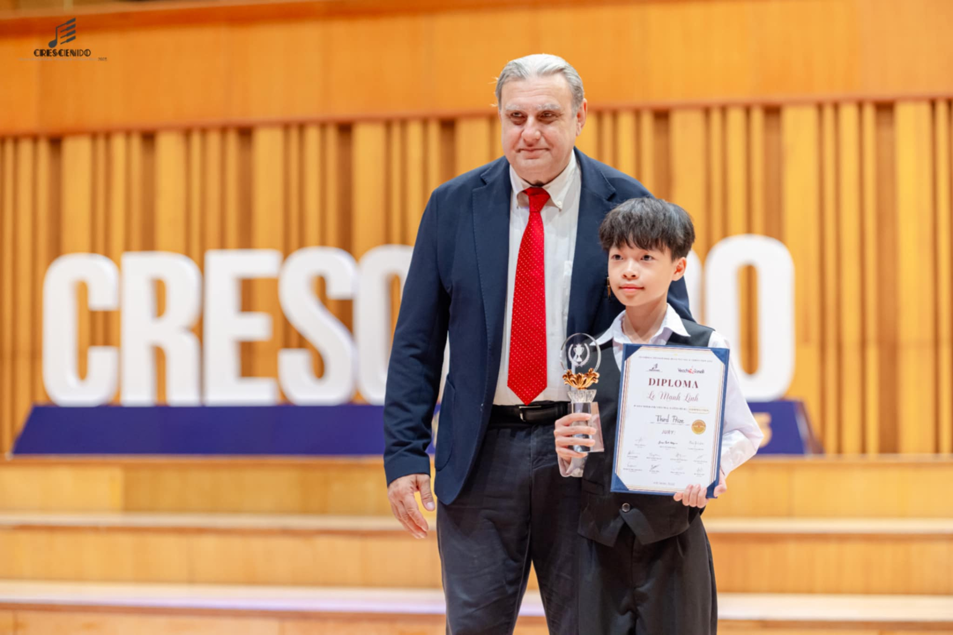 Mạnh Linh gặt hái được nhiều thành quả trong âm nhạc. (Ảnh: Diệu Linh)