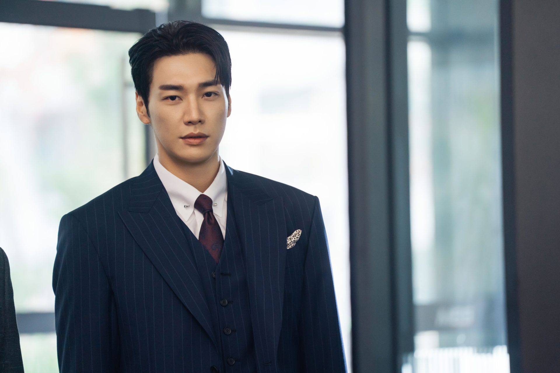 Nghe tin cặp đôi này yêu nhau mà mừng phát khóc: Nhà trai là tài phiệt siêu giàu, nhà gái đẹp nhất Hàn Quốc