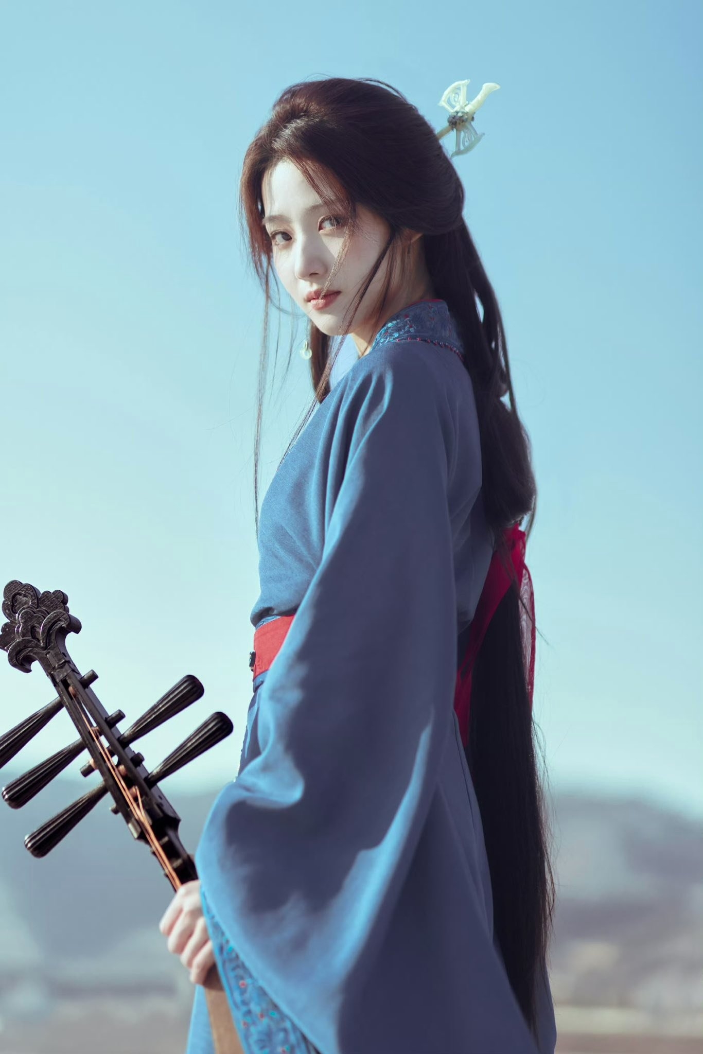 Ngắm dung nhan này mới hiểu vì sao “giang sơn trong tay, không bằng mỹ nhân bên cạnh”: Đẹp đến ngừng thở là có thật