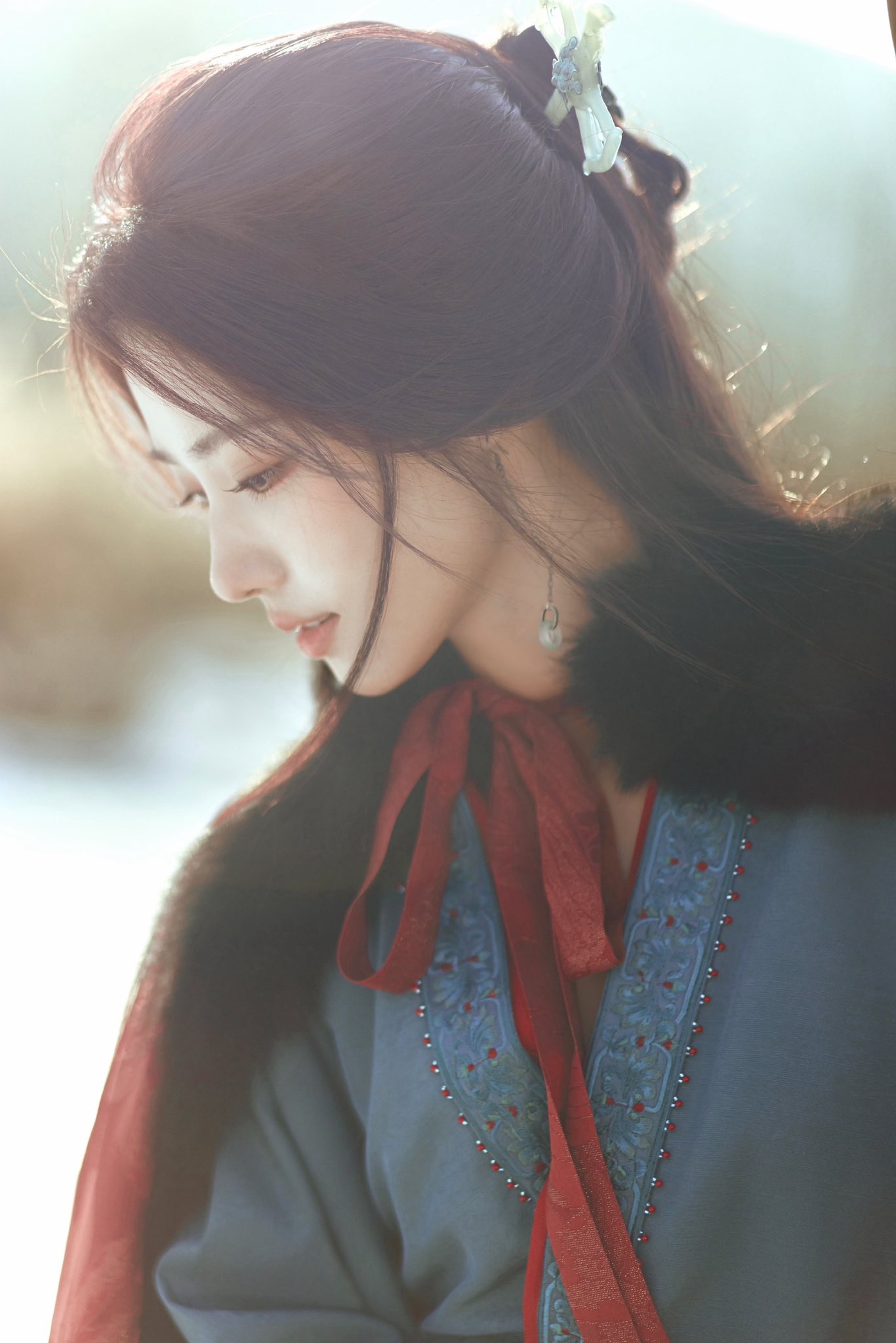 Ngắm dung nhan này mới hiểu vì sao “giang sơn trong tay, không bằng mỹ nhân bên cạnh”: Đẹp đến ngừng thở là có thật