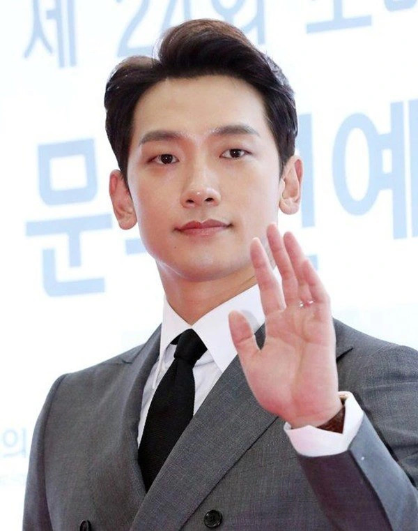 Sau hơn hai thập kỷ hoạt động, định hướng sự nghiệp của Bi Rain có những điều chỉnh nhất định (Ảnh: X)