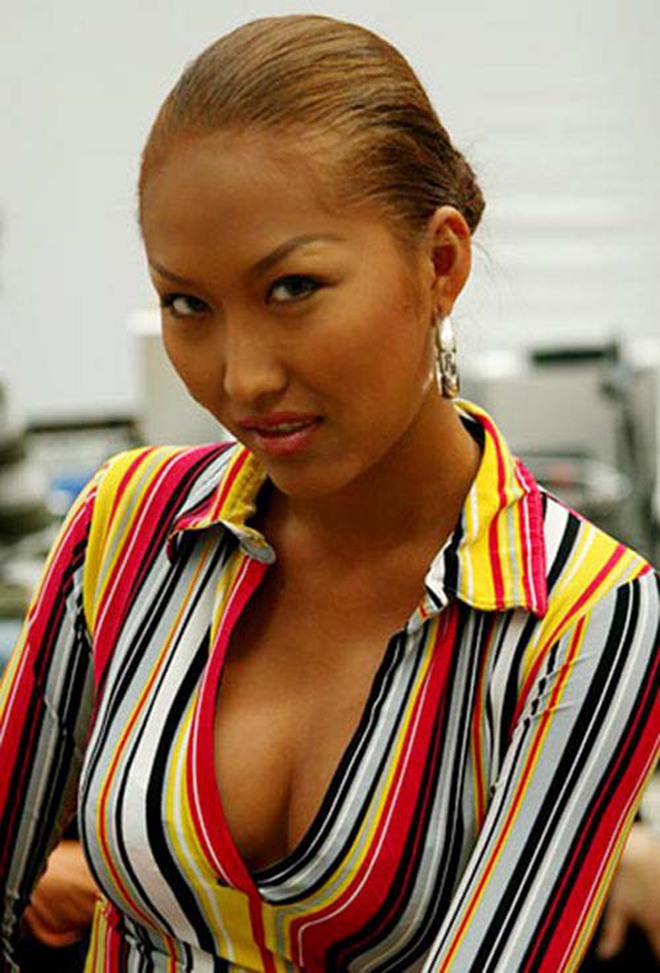 Nữ diễn viên là ngoại lệ của Vbiz: 18 năm trước ai cũng chê xấu, giờ nhìn lại mới thấy đẹp sang trước cả thời đại