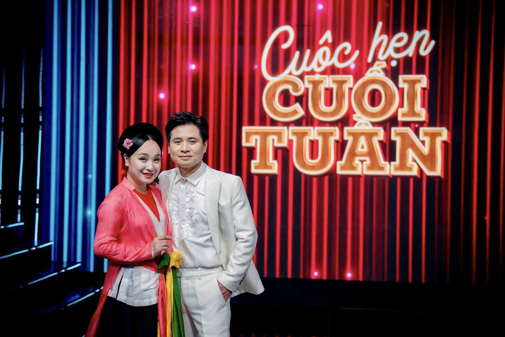 Chuyện tình của vợ chồng NSND Tấn Minh - NSND Thu Huyền cũng rất truyền cảm hứng (Ảnh: Facebook)