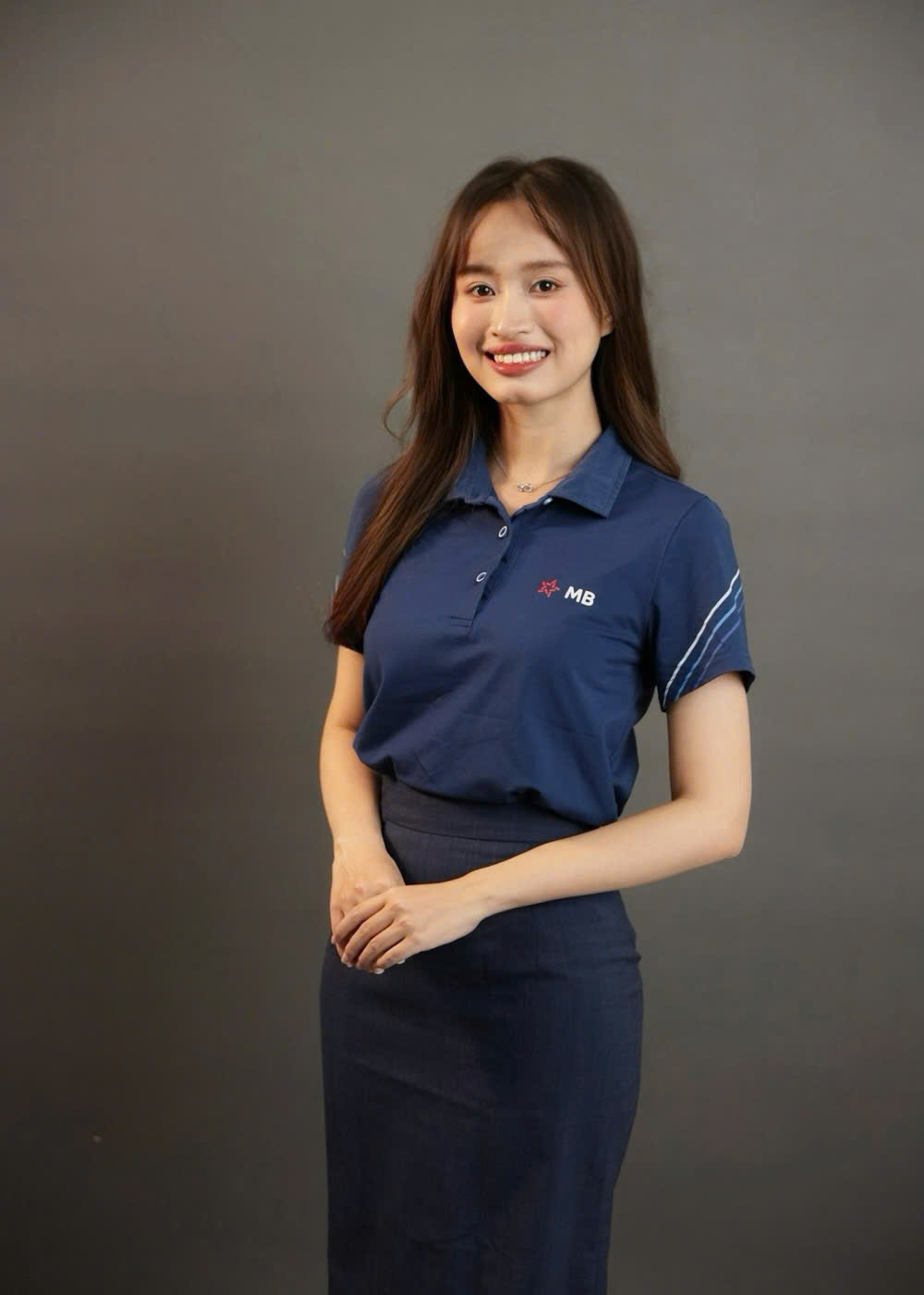 Chị Lê Ngọc Trâm - Chuyên viên hỗ trợ khách hàng doanh nghiệp tại Ngân hàng TMCP Quân Đội.