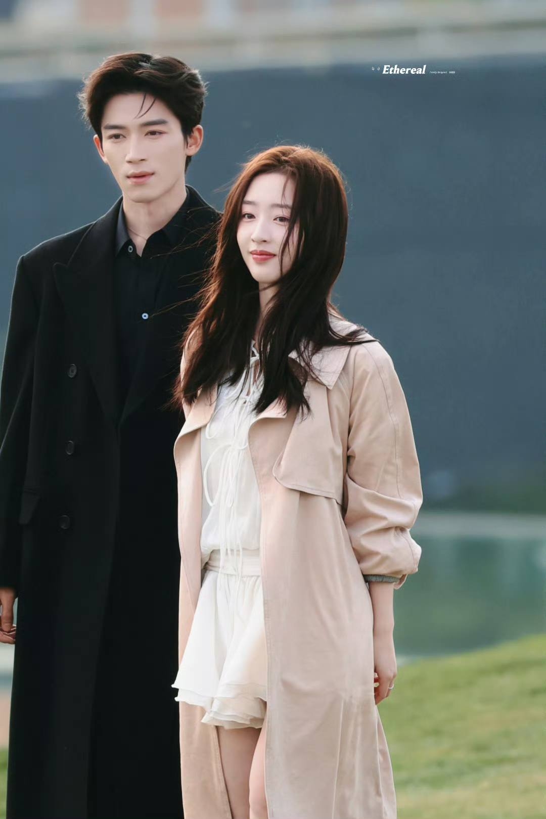 Tại sao đến tận 2026 cặp đôi này mới dính vào nhau vậy: Nhà gái là thiên thần tuyết, nhà trai đẹp chấn động