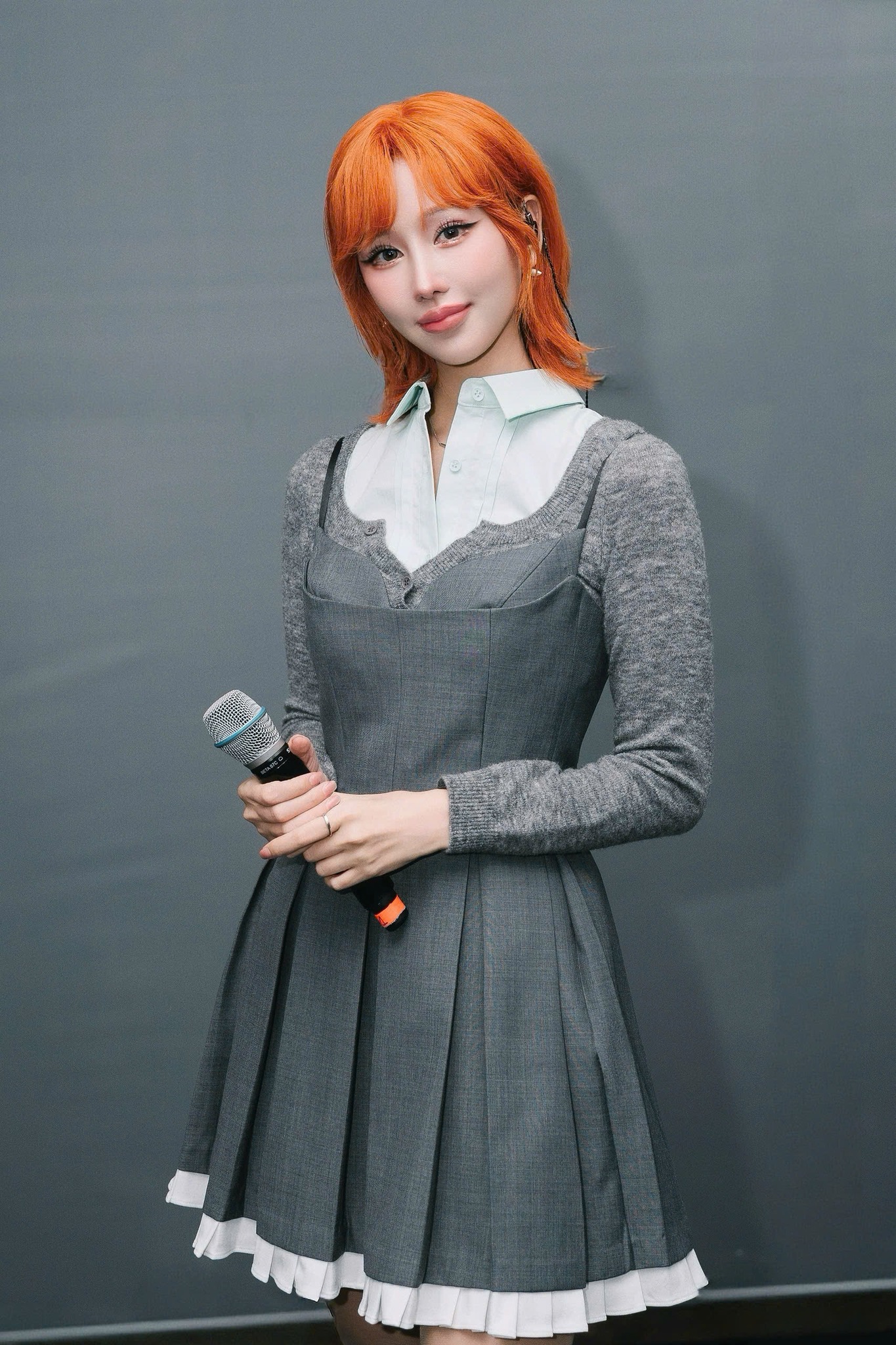 Bước ngoặt lớn nhất trong sự nghiệp của Min đến vào năm 2016, khi cô quyết định rời công ty quản lý ST.319 để bắt đầu hành trình của một ca sĩ tự do (Ảnh: FBNV)