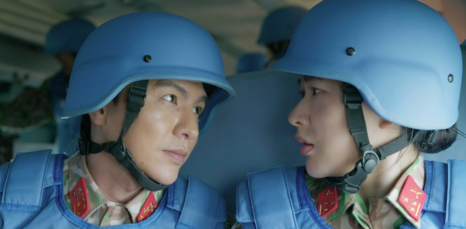 Cặp đôi Kiên và Lam Anh gặp nhau nhờ công việc